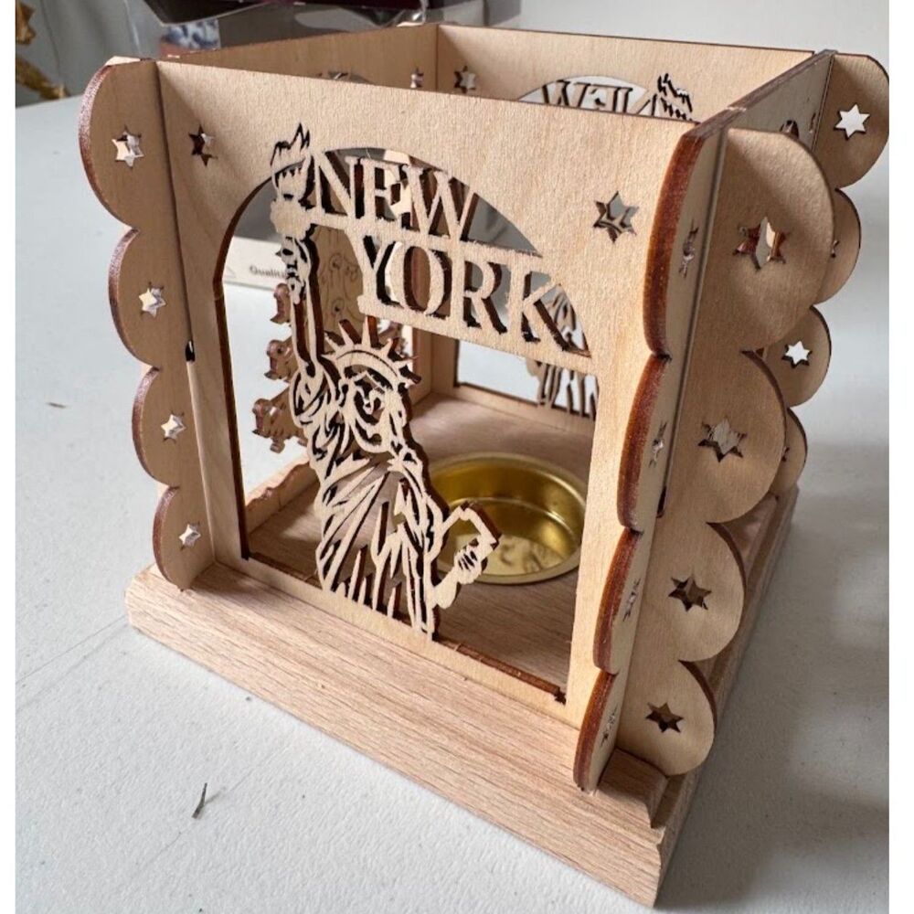 Vintage Saico Wood Tea Light Holder New York City Statue Liberty Tree in Box